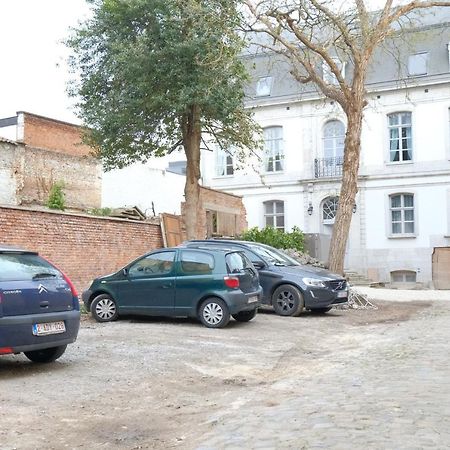 La Maison De La Duchesse De La Valliere - Chambre Rosaline - Parking Prive Gratuit モンス エクステリア 写真