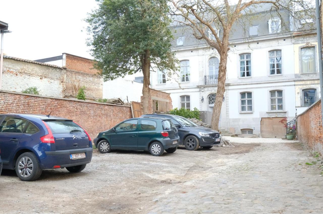 La Maison De La Duchesse De La Valliere - Chambre Rosaline - Parking Prive Gratuit モンス エクステリア 写真